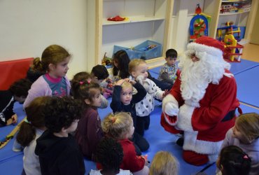 PÈRE NOËL DANS LES ÉCOLES ET ACCUEILS DE LOISIRS